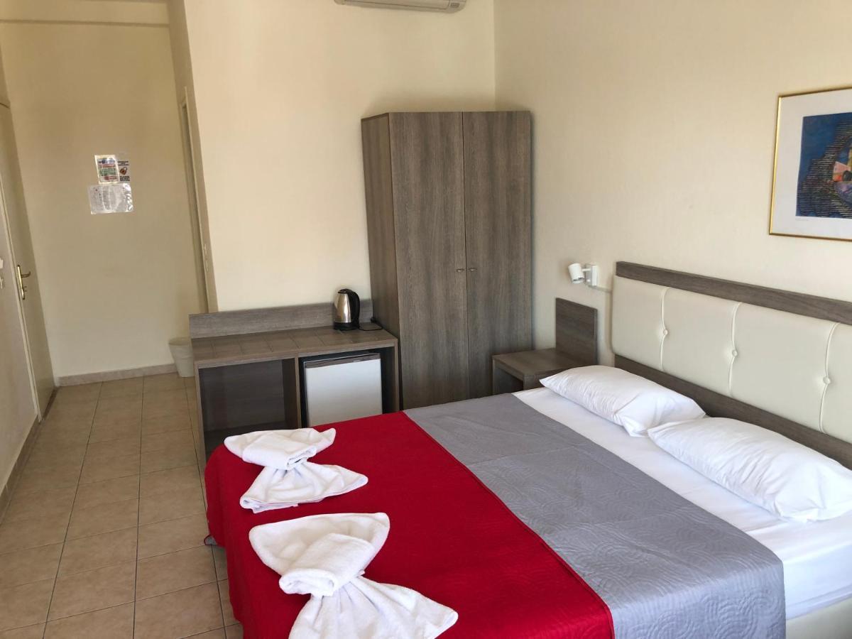 Simotel Ermis 卡尼奥提 外观 照片