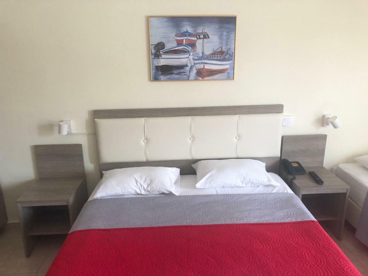 Simotel Ermis 卡尼奥提 外观 照片