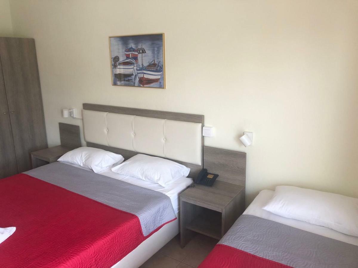 Simotel Ermis 卡尼奥提 外观 照片
