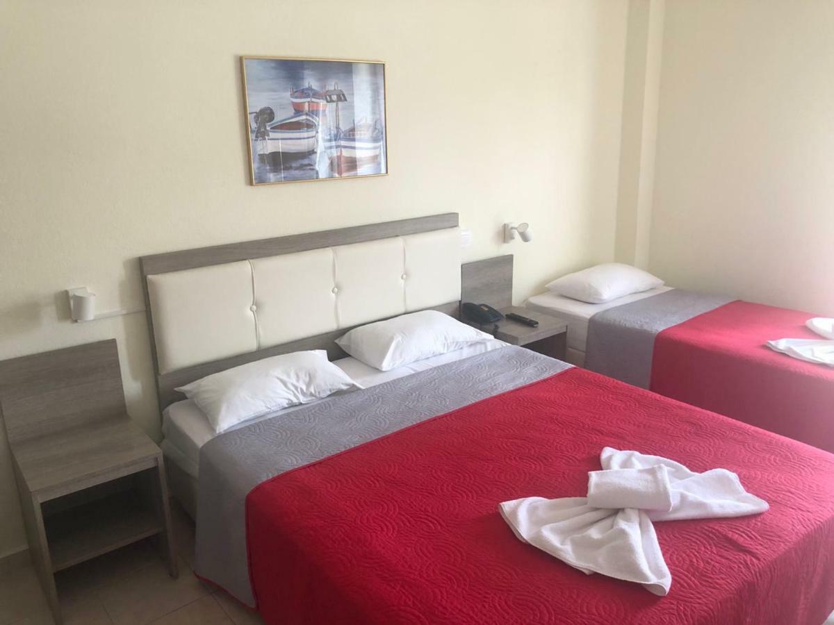Simotel Ermis 卡尼奥提 外观 照片